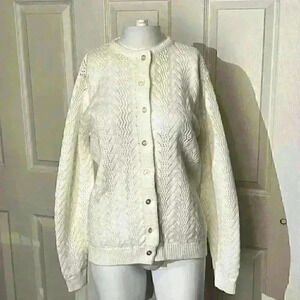 Jolie Vintage 1960s White Knit Button Up Long Sleeve Cardigan Sweater